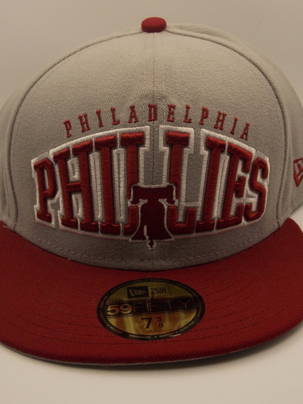 New Era 59Fifty Philadelphia Phillies Fitted Hat Sz 7 5/8